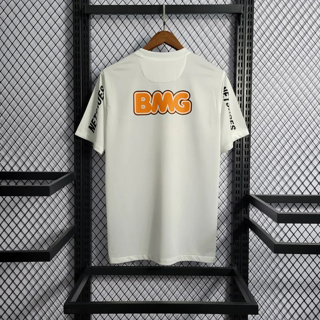https://cdn.shopify.com/s/files/1/0911/7686/1985/files/SANTOS2012_13HOMESHIRT4.webp?v=1731955924
