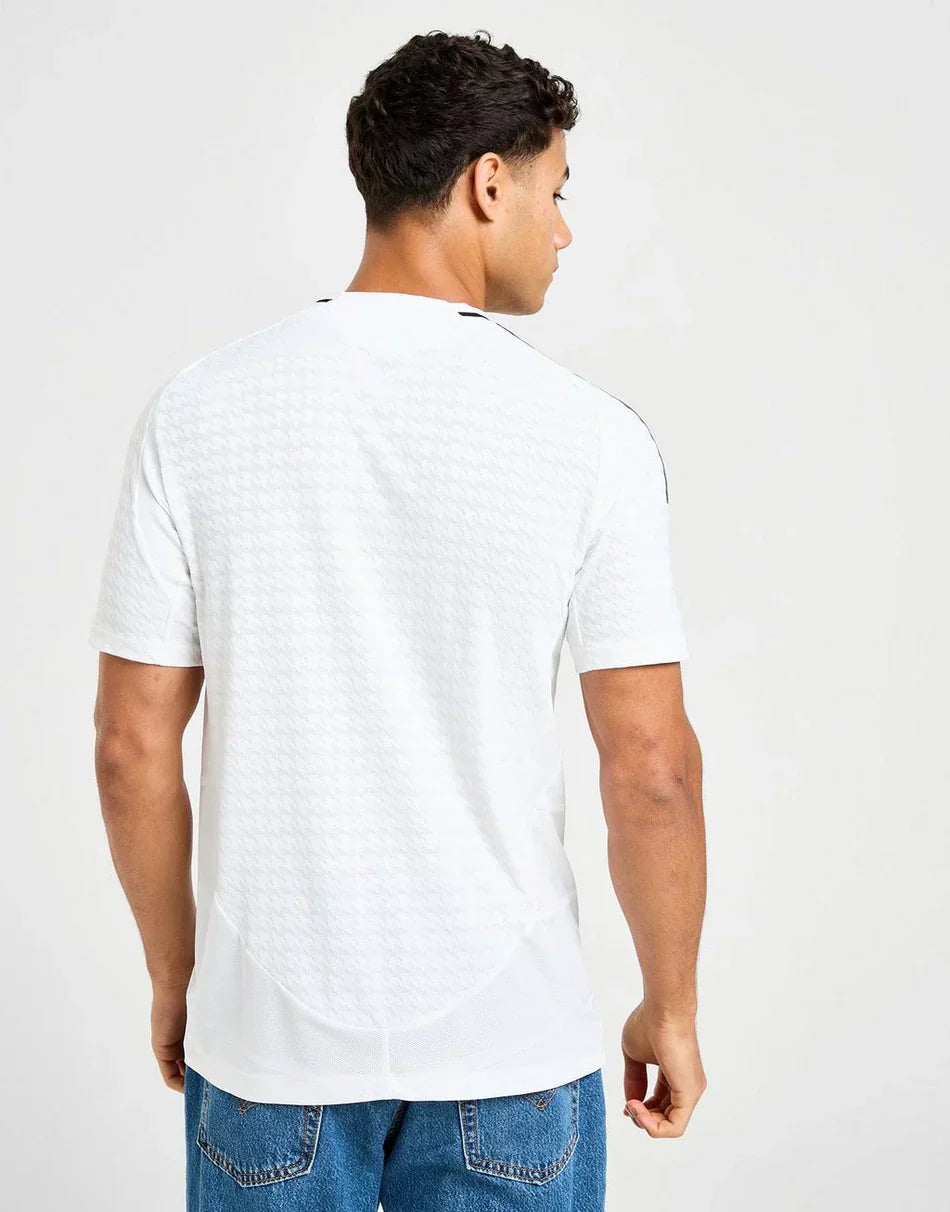 https://cdn.shopify.com/s/files/1/0911/7686/1985/files/jd_705224_c.webp?v=1731956308