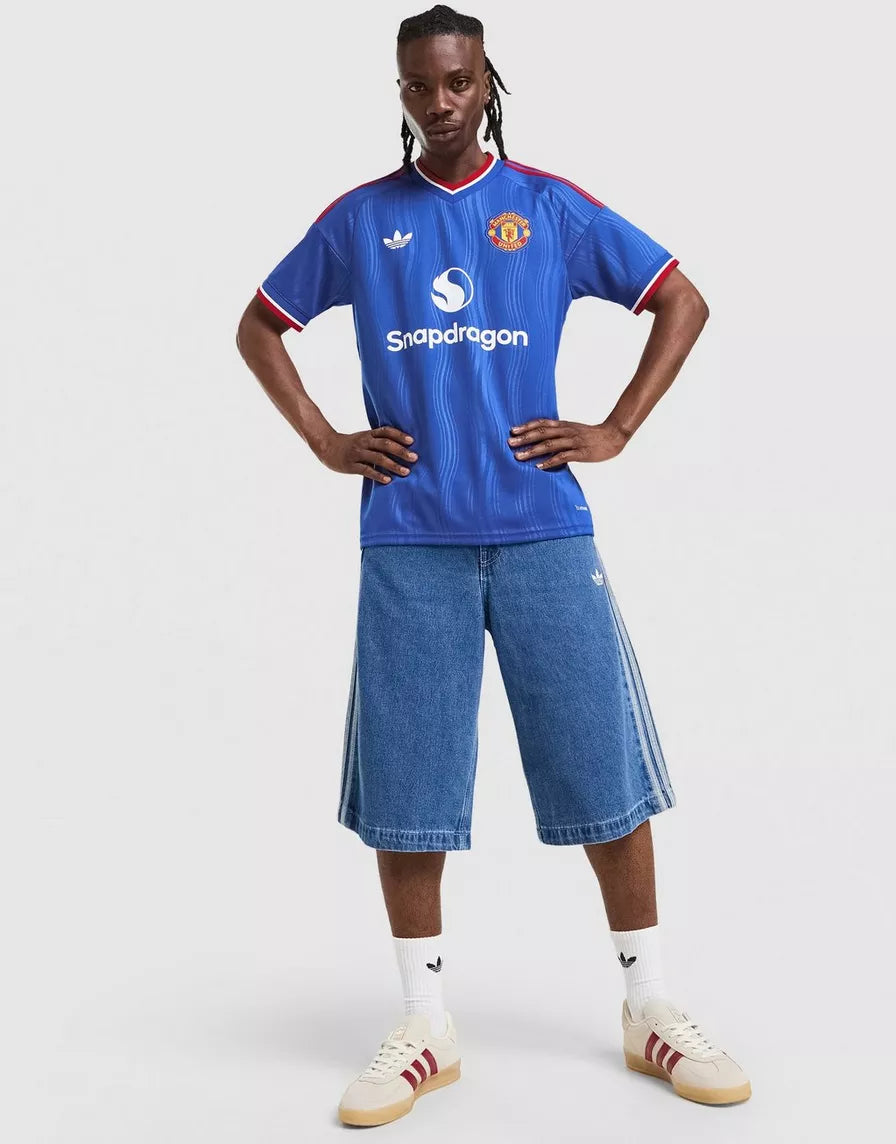MANCHESTER UNITED FC 2026/27 AWAY SHIRT