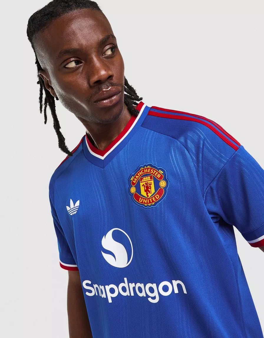 MANCHESTER UNITED FC 2026/27 AWAY SHIRT